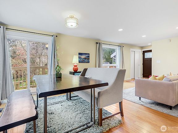4th image of 14142 97th Avenue NE