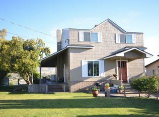 518 E Dewberry Ave, Omak, WA 98841