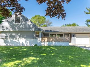 1230 Hiawatha Dr, Beaver Dam, WI 53916
