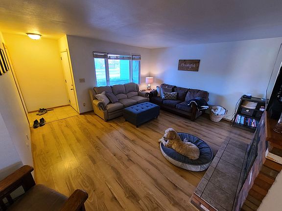 5th image of 2705 & 2707 Garland Dr #2707