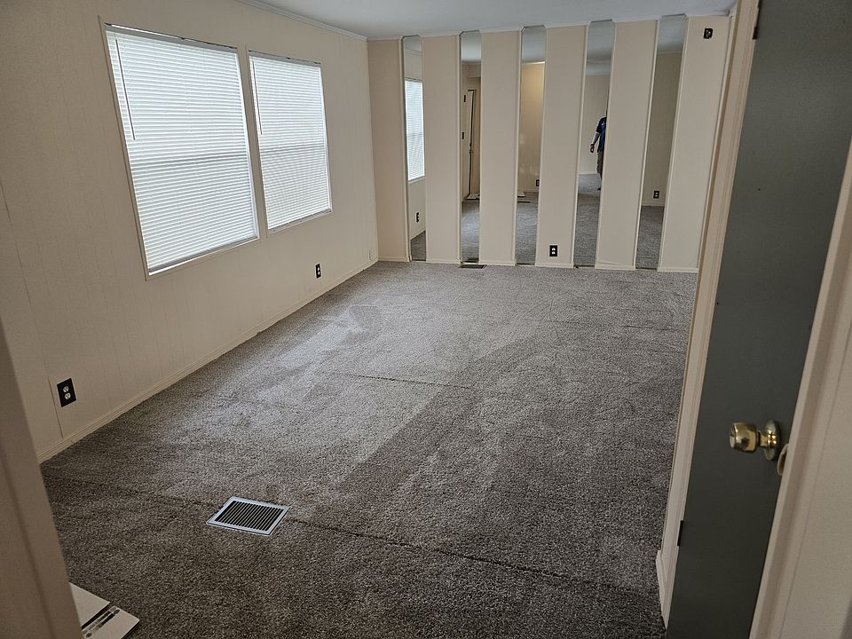 1st image of 4091 Palm Ln