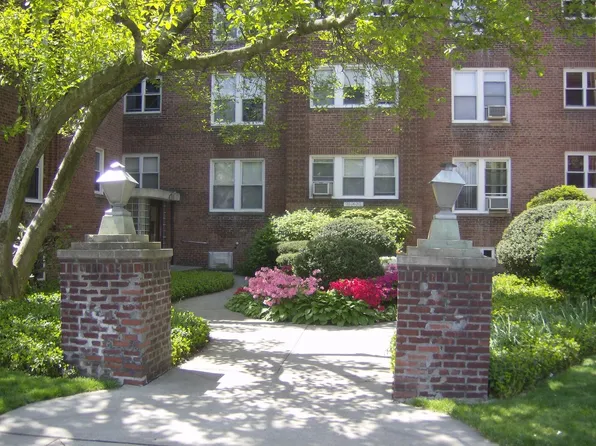 38-24 213th Street image 3 of 7