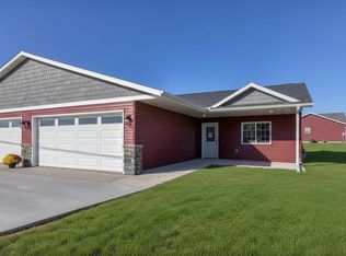 1836 Dorret Rd, Eau Claire, WI 54703