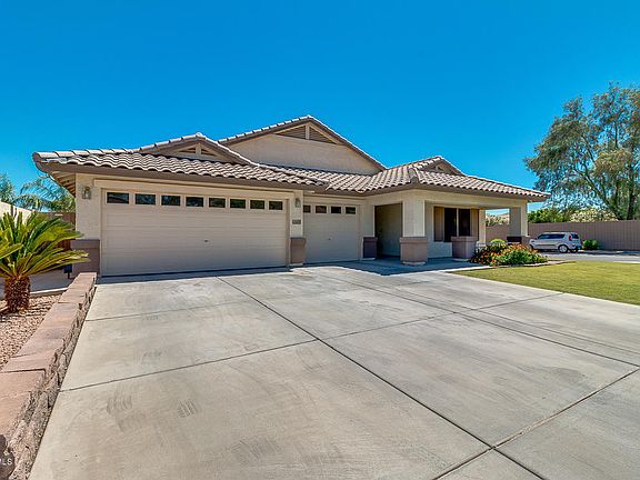 2nd image of 12621 W Palo Verde Dr