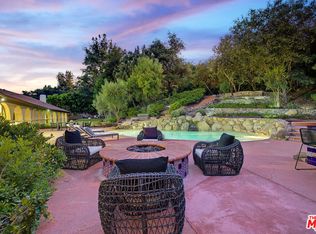 3925 Sepulveda Blvd, Los Angeles, CA 91403