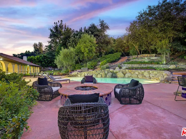 3925 Sepulveda Blvd, Los Angeles, CA 91403