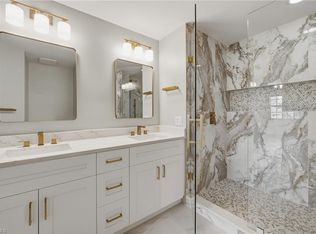 3053 Driftwood Way UNIT 3907, Naples, FL 34109