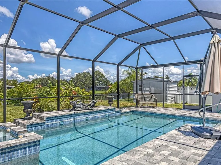 7403 Snow Dr — Photo 36
