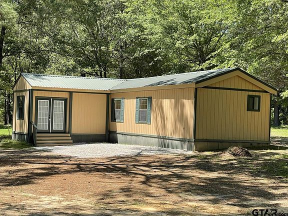 5th image of 15601 Wood Ln