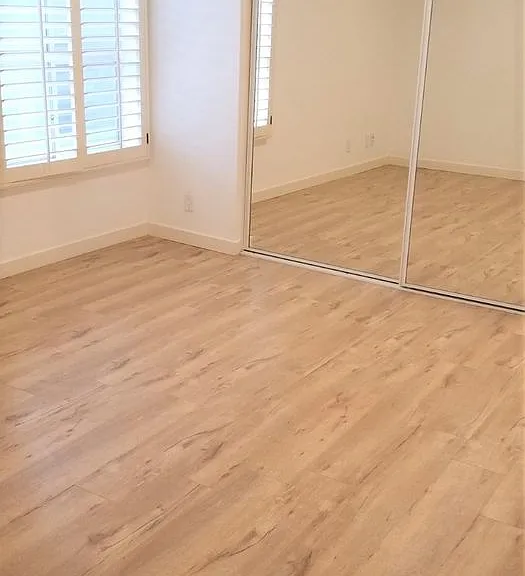 1031 N Crescent Heights Blvd — Photo 10