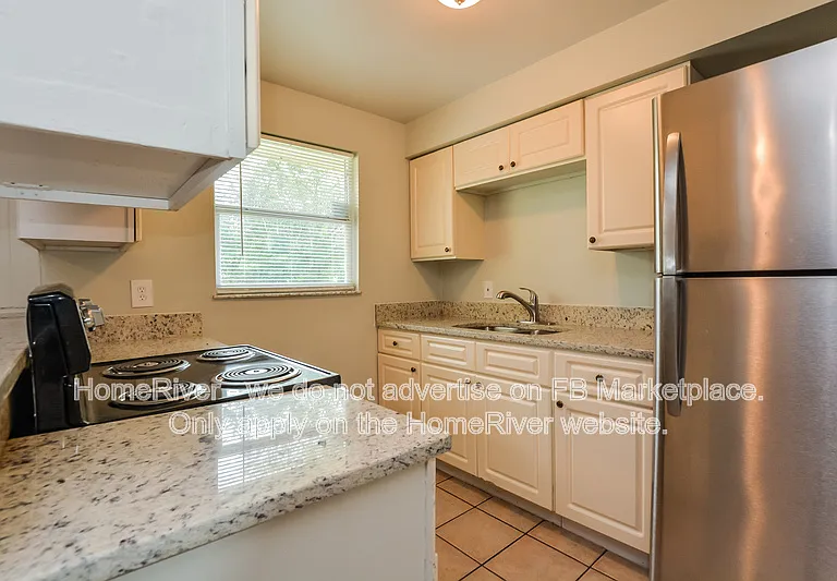 214 Terry Ln — Photo 6