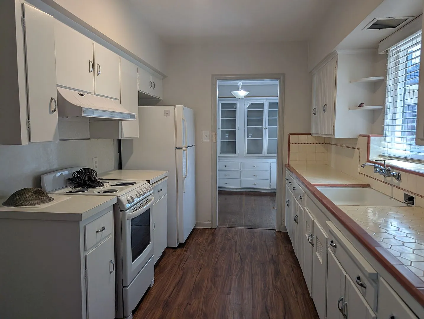 1311-1321 Van Ness 4-Plex-931 — Photo 2