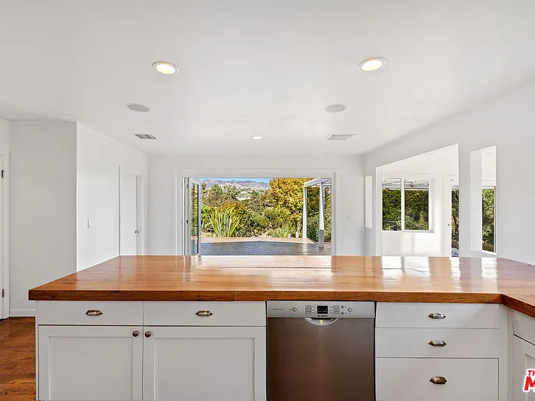 6644 Wildlife Rd — Photo 13