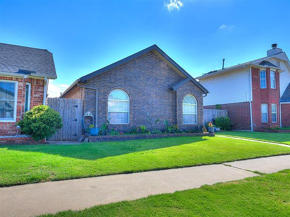 3rd image of 1508 Westmore Dr