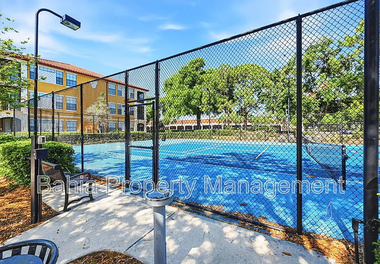 6169 Metrowest Blvd #305 — Photo 31