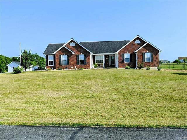 1st image of 321 Beverly Ann Dr