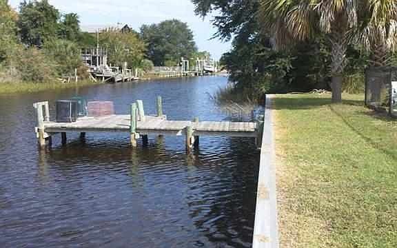 4th image of 32 Blue Heron Way