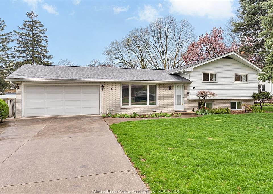1st image of 313 Barry Ave