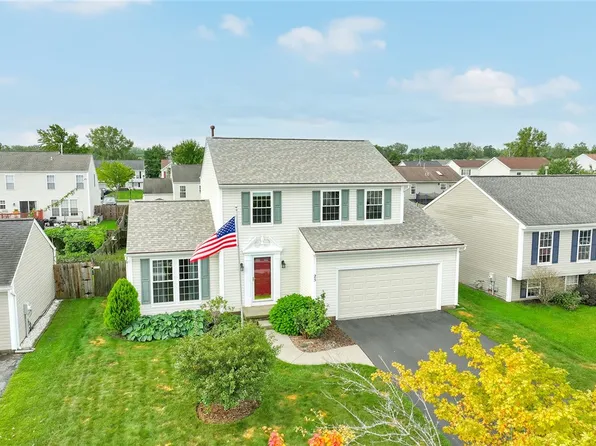 25 Wendy Ln, Rochester, NY 14626