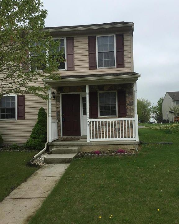 2nd image of 323 Yorkshire Dr