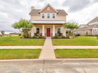 206 Camelot St, Glen Rose, TX 76043