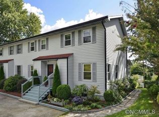 209 Rosscraggon Rd APT D, Asheville, NC 28803