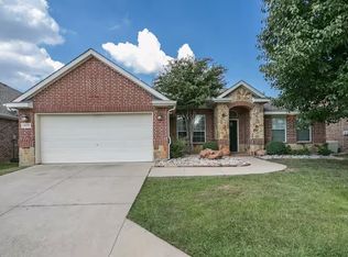 2615 Fox Creek Trl, Arlington, TX 76017
