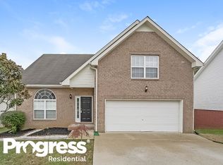 282 Iris Dr, Hendersonville, TN 37075