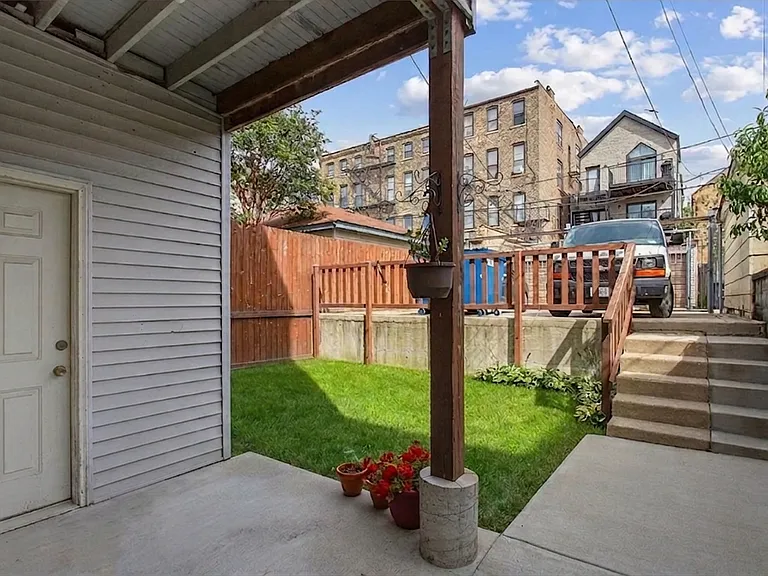 1247 N Cleaver St #R — Photo 15