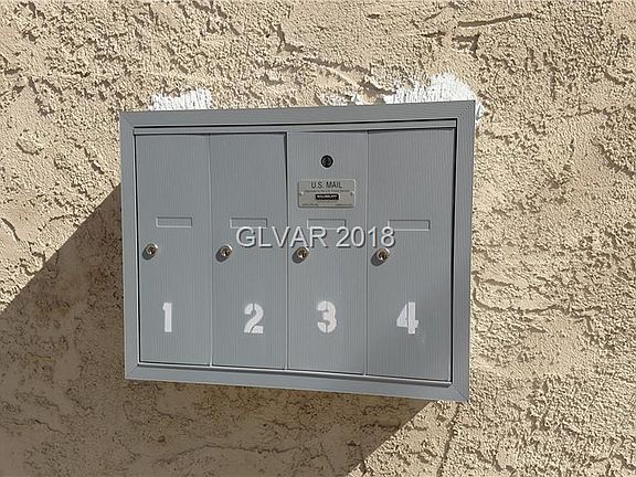 4th image of 4249 Stewart Ave