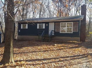 120 Stroud Ct, Dingmans Ferry, PA 18328