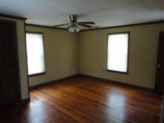 2nd image of 103 E Church St