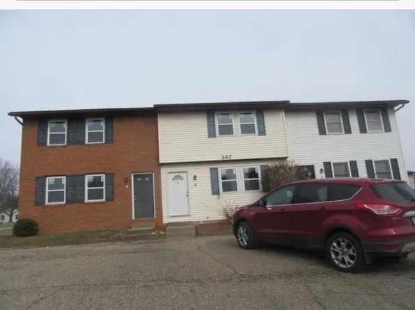 387 Rose Ln #A, Zanesville, OH 43701