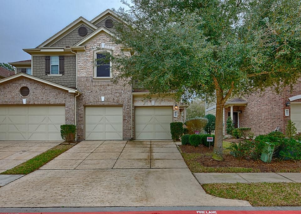 1st image of 16036 Limestone Lake Dr