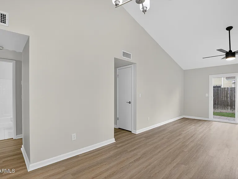 2455 E Broadway Rd #25 — Photo 16