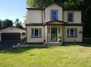 611 S 7th St, La Crescent, MN 55947