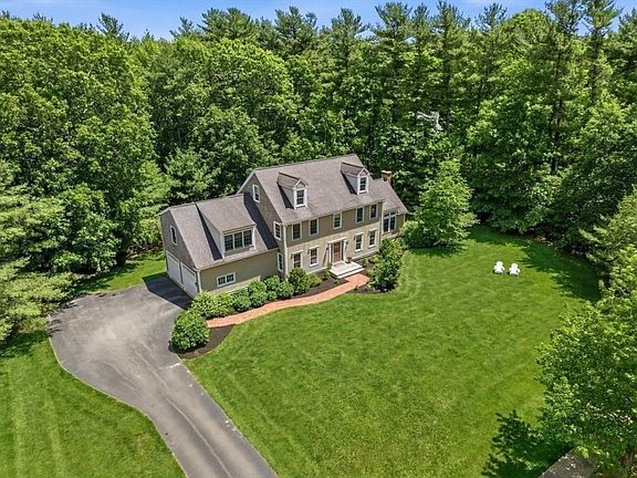 2nd image of 20 Lewis Farm Rd