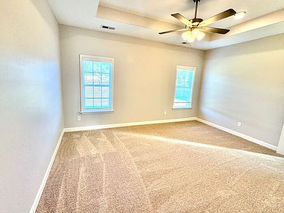 5th image of 5696 Matthew Dr