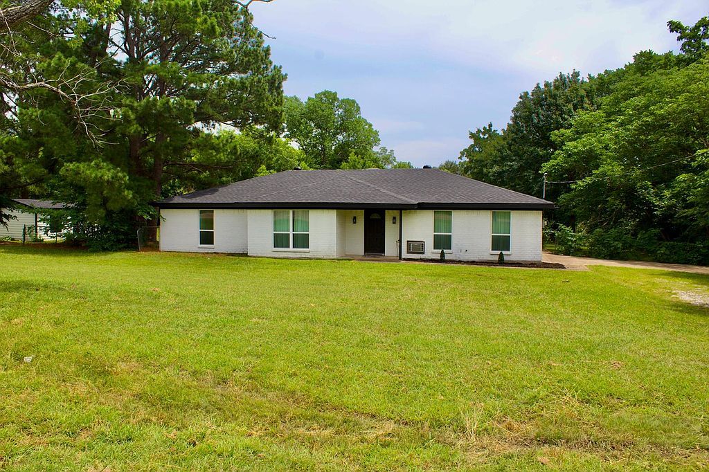 102 Amy Ct - Property Image