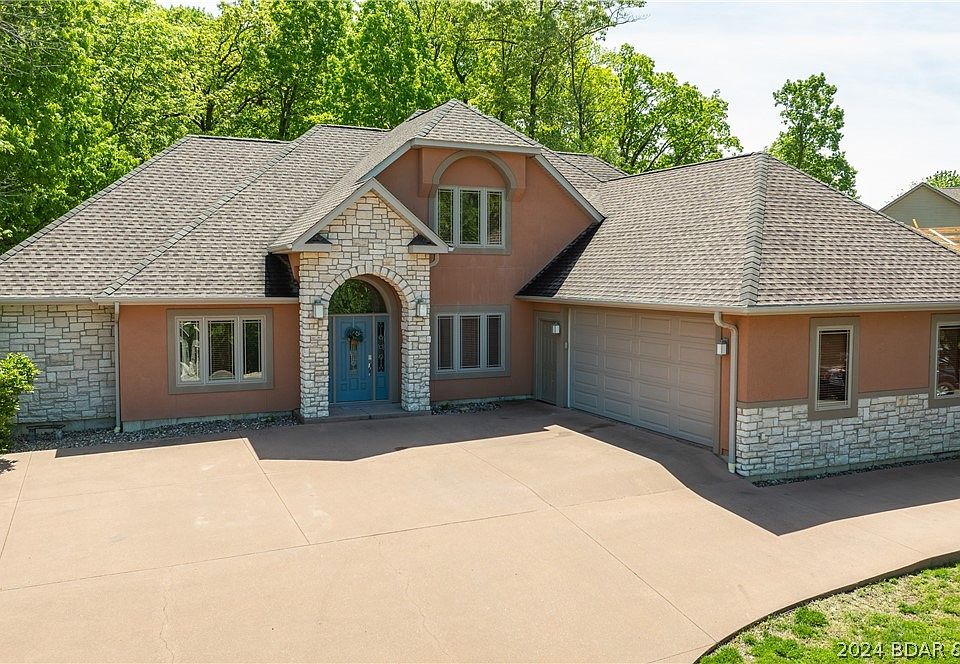 1st image of 65 Beacon Hill Dr
