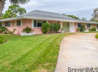 206 Flamingo Ln, Melbourne Beach, FL 32951