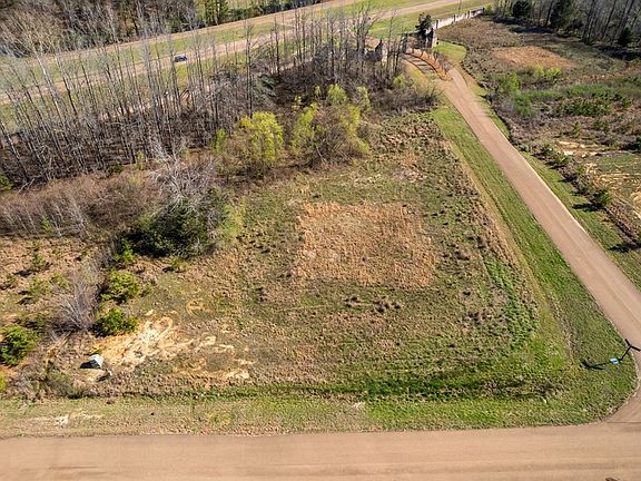 5th image of Steeplechase Dr Lot 44