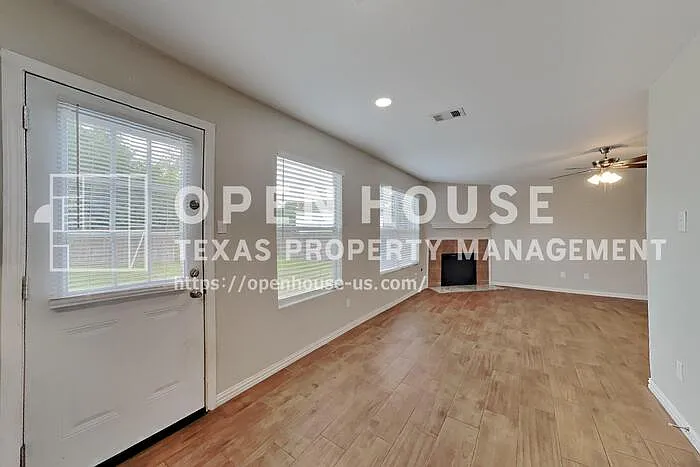16960 Wren Hill St — Photo 6