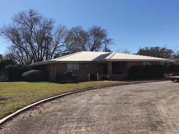 3rd image of 12 Brookside Dr