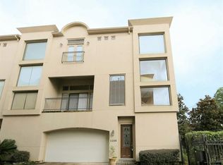1206 Birdsall St, Houston, TX 77007