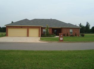 1845 Fairway Dr, Guthrie, OK 73044