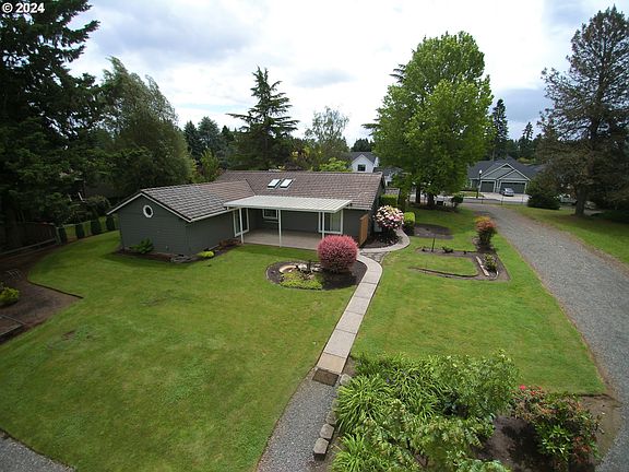 3rd image of 1712 NW 114th St