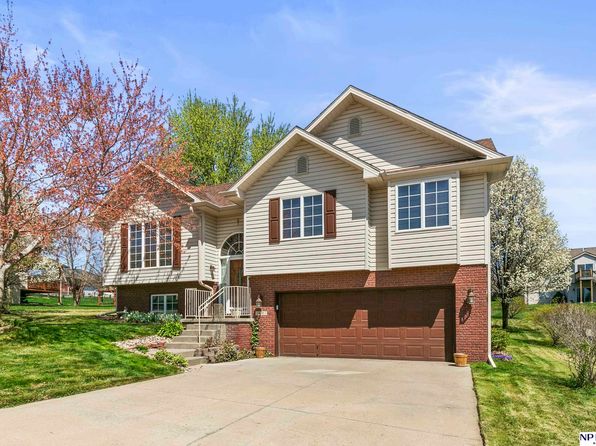 1601 Tipton Dr, Council Bluffs, IA 51503