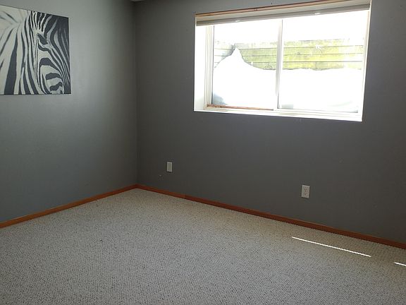 5th image of 691 Willowbrook Dr NE