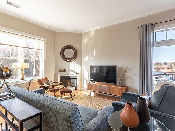 3rd image of 130 Tremont St #408